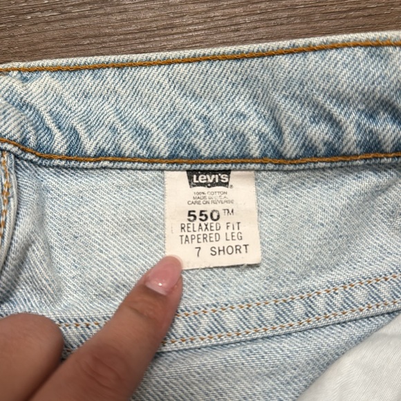 Vintage Levi’s 550 Jeans - Picture 3 of 5